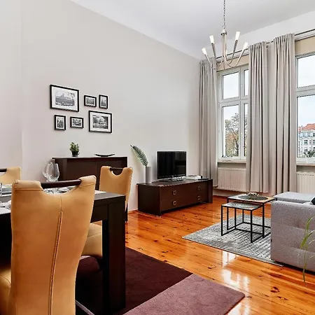 Nowa 12 Apartment